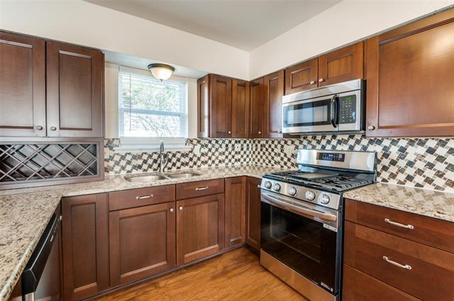 Foto del edificio - 14423 Sunrose Ln