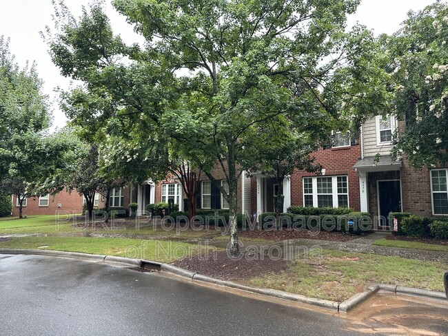 Foto del edificio - 9974 Evergreen Terrace Drive