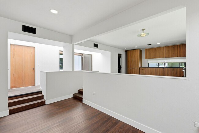 Foto del edificio - 2266 SW 43rd Pl