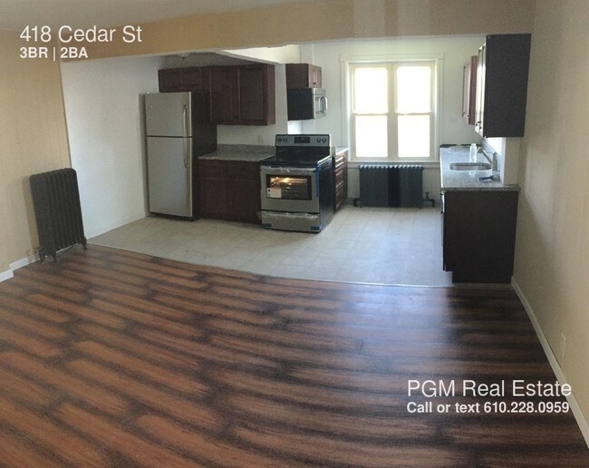 Foto del edificio - 418 Cedar St
