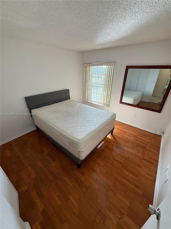 Foto del edificio - 17530 NW 68th Ave