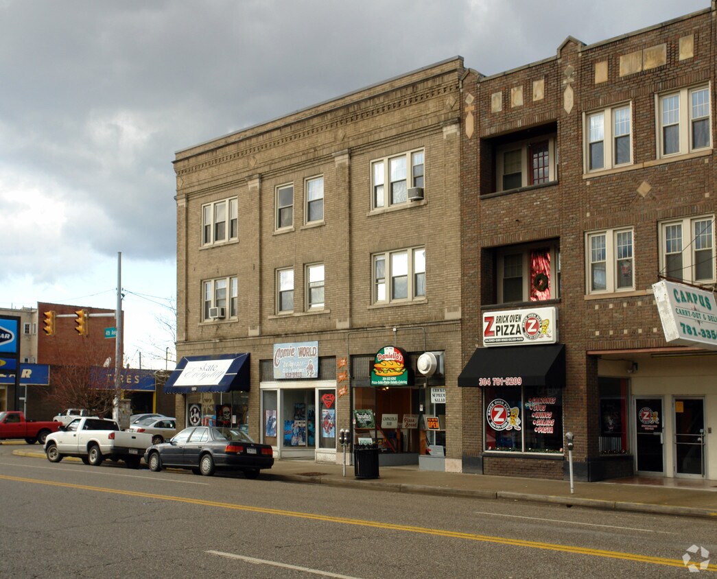 Building Photo - 332 12th St