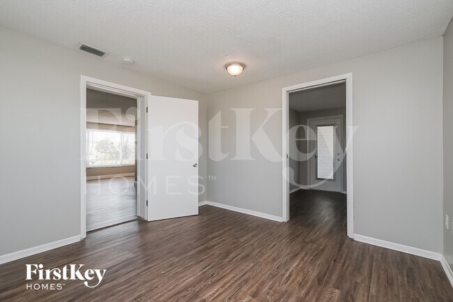 Foto del edificio - 3641 Windham Dr