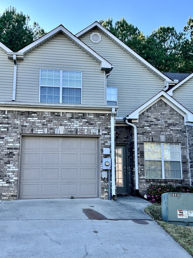 Foto principal - 525 Hackberry Ridge Cove