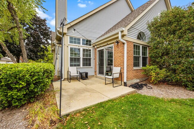 Building Photo - 2787 Green Bridge Ct