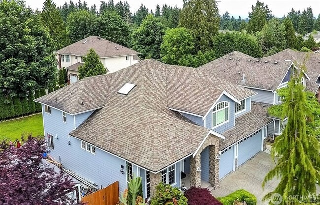Building Photo - Luxury Northlake Woods Home for Rent