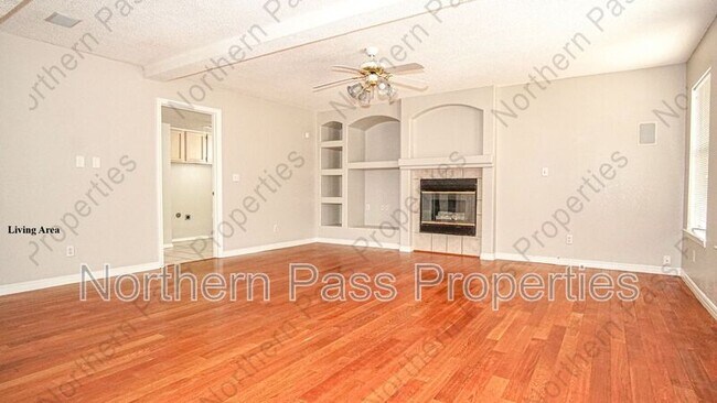 Foto del edificio - 7481 Umbria Dr