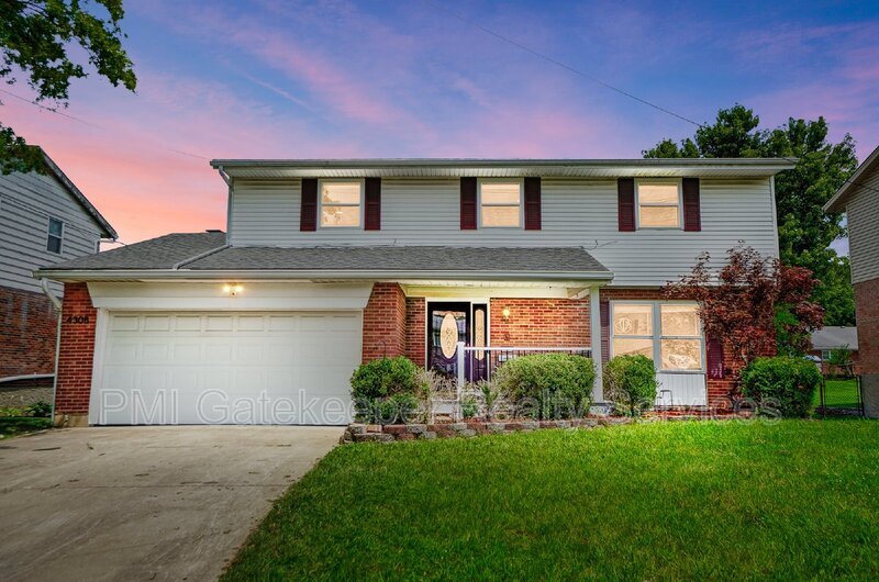 Foto principal - 4308 Turf Ln