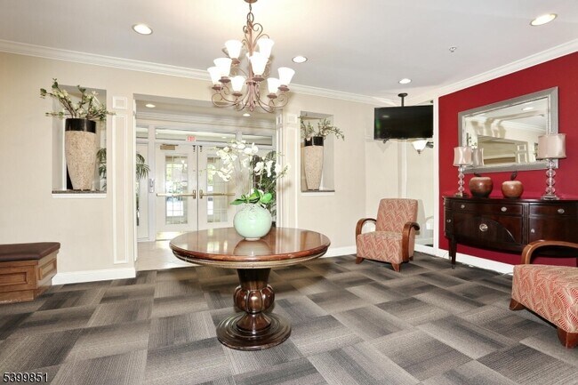 Foto del edificio - 6107 Brookhaven Court