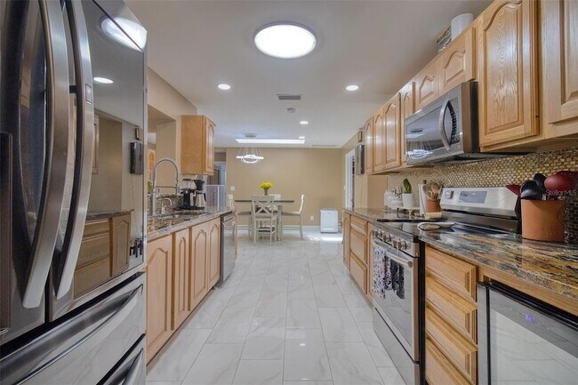 Foto del edificio - 2315 Minneola Rd