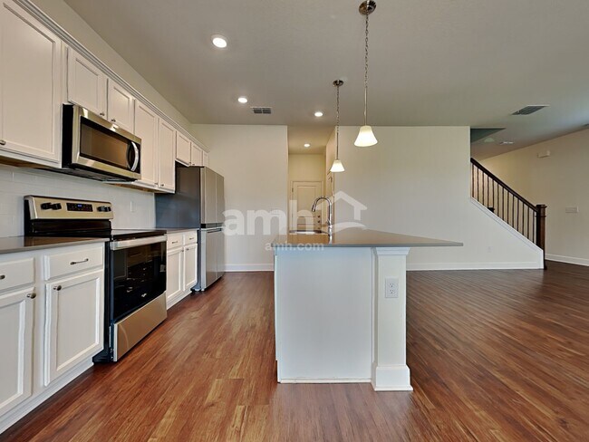 Foto del edificio - 1054 Walden Pond Drive