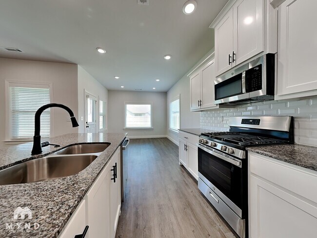 Foto del edificio - 1120 Sunshine Ct
