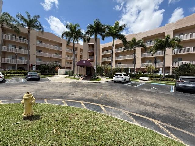 Foto del edificio - 7755 Yardley Dr