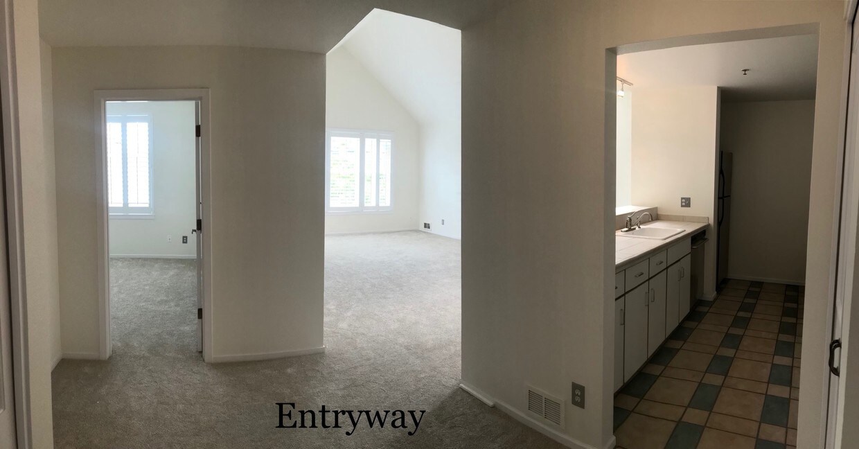 Primary Photo - 305 SW Montgomery St