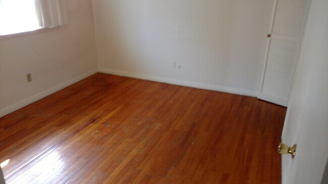Foto del edificio - 221 East Ave