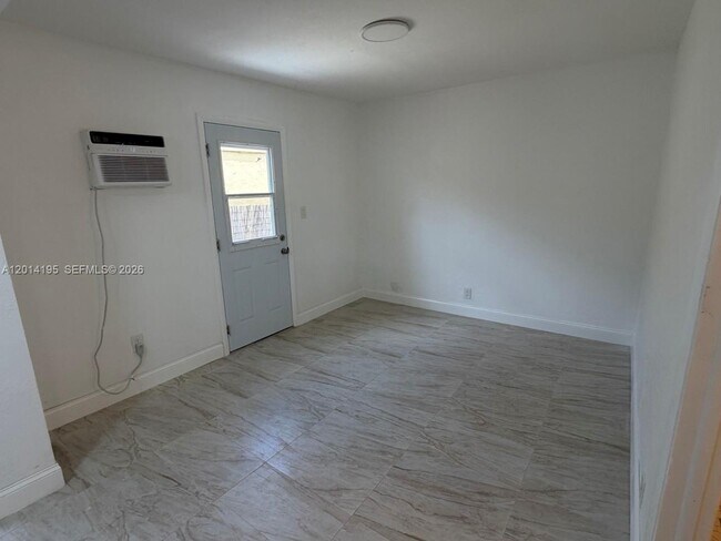 Foto del edificio - 7840 NW 5th Ave