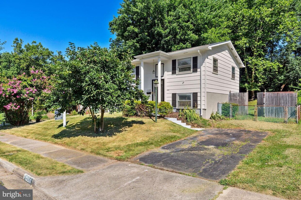 13206 Hawthorn Ln, Woodbridge, VA 22193 House Rental in Woodbridge