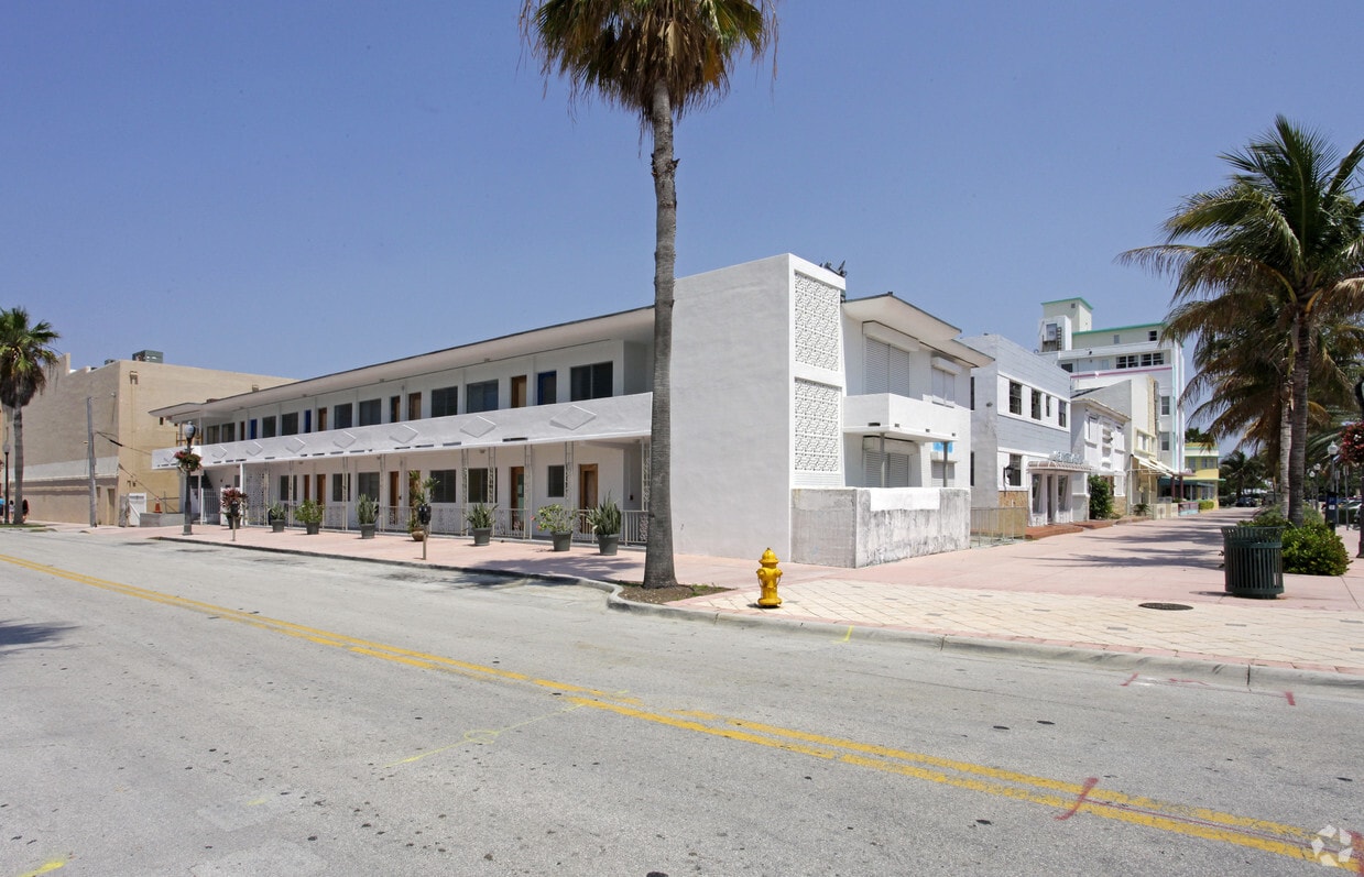 Primary Photo - Ocean Front Apartments