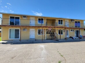 Building Photo - 3401 W 1st Pl