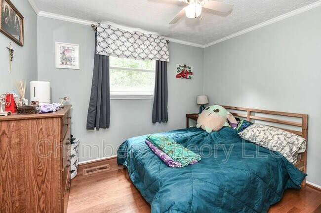 Foto del edificio - 1721 Whitewood Ln