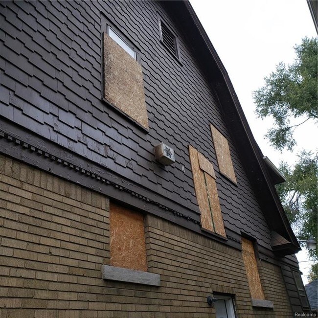 Building Photo - 3806 Pasadena St
