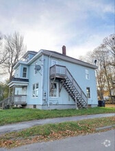 Building Photo - 689 Main St