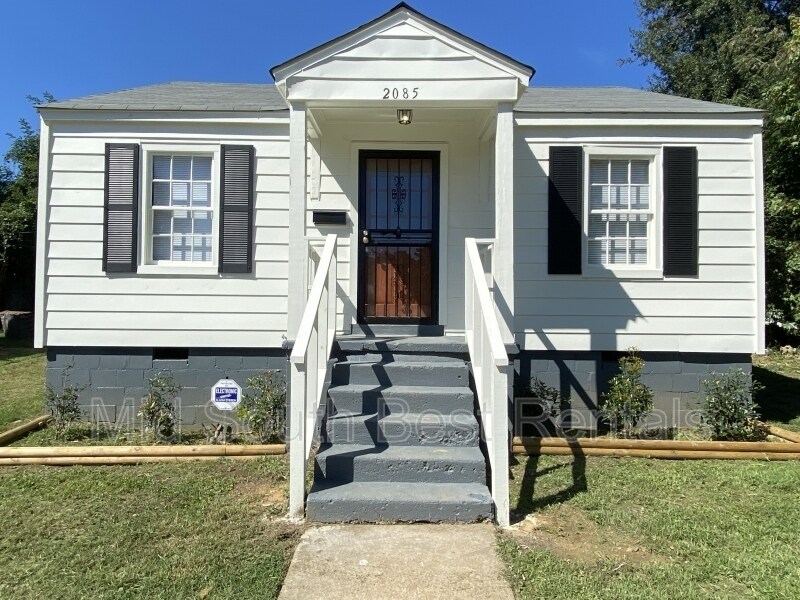 Foto principal - 2085 Rile St