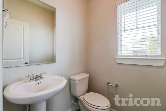 Interior Photo - Tricon Bryson