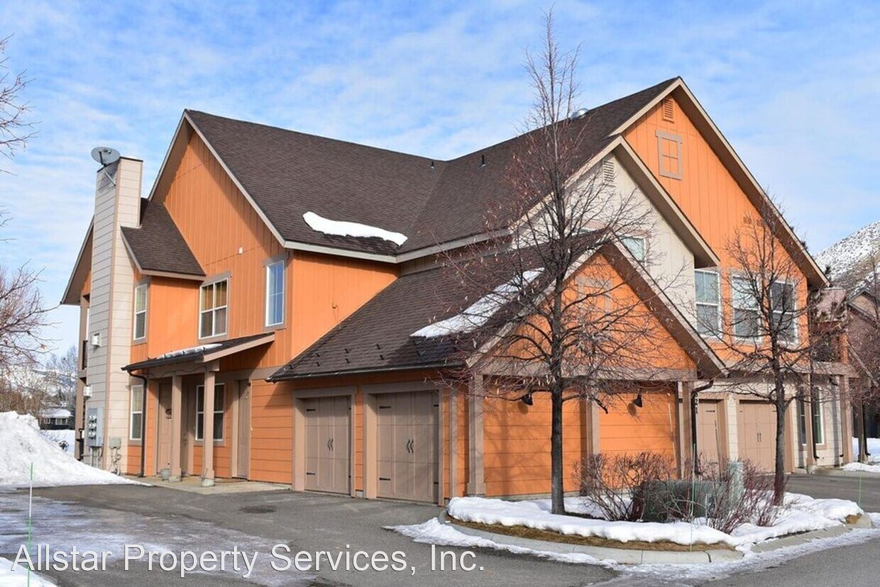 Primary Photo - 2 br, 1 bath House - 821 White Cloud Lane #E