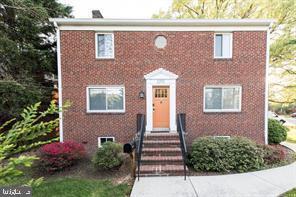 Building Photo - 2252 N Glebe Rd