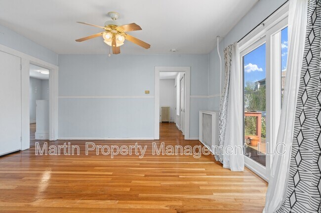 Foto del edificio - 12 Lowell Pl