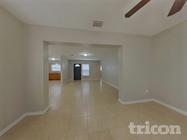 Building Photo - 301 Terrace Dr E