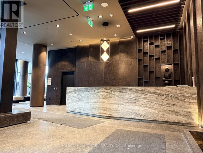 Photo du bâtiment - 120 Broadway Ave