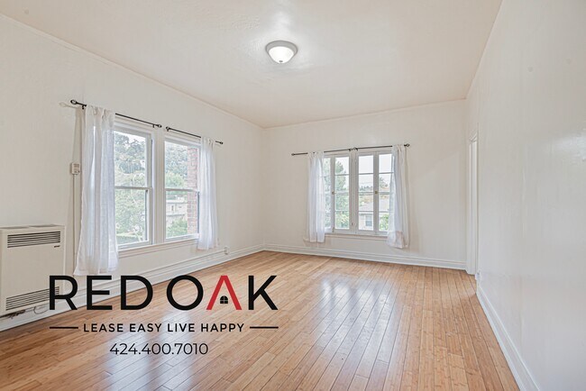 Foto del edificio - 5757 Franklin Ave