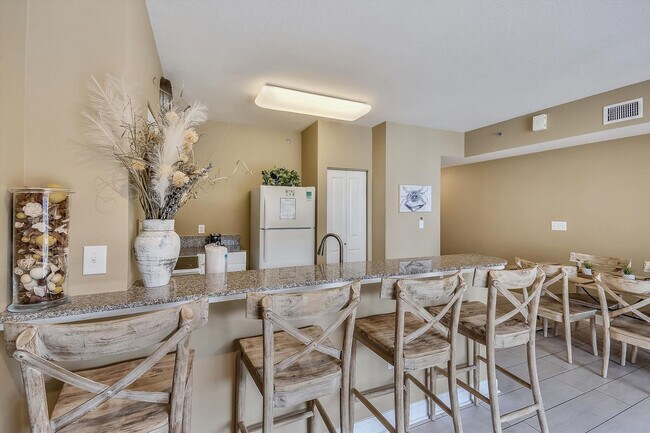 Building Photo - 104 Gulfside Ct