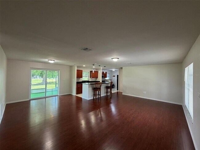 Building Photo - 4093 Drance St
