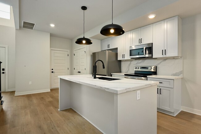 Foto del edificio - Brand New 2-Bedroom Townhome w/ Unfinished...