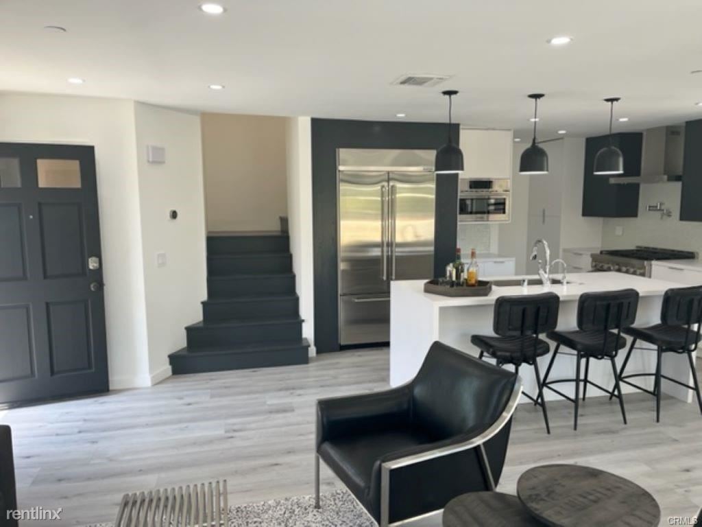 Primary Photo - 2 br, 2.5 bath Townhome - 109 Harbor Woods...