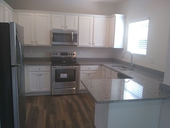 Building Photo - New home in Monroe!! 4bed/2.5 bath