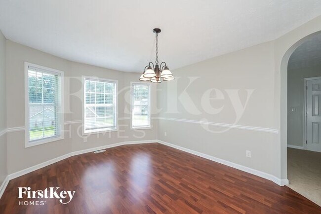 Building Photo - 530 Sanford Creek Ln