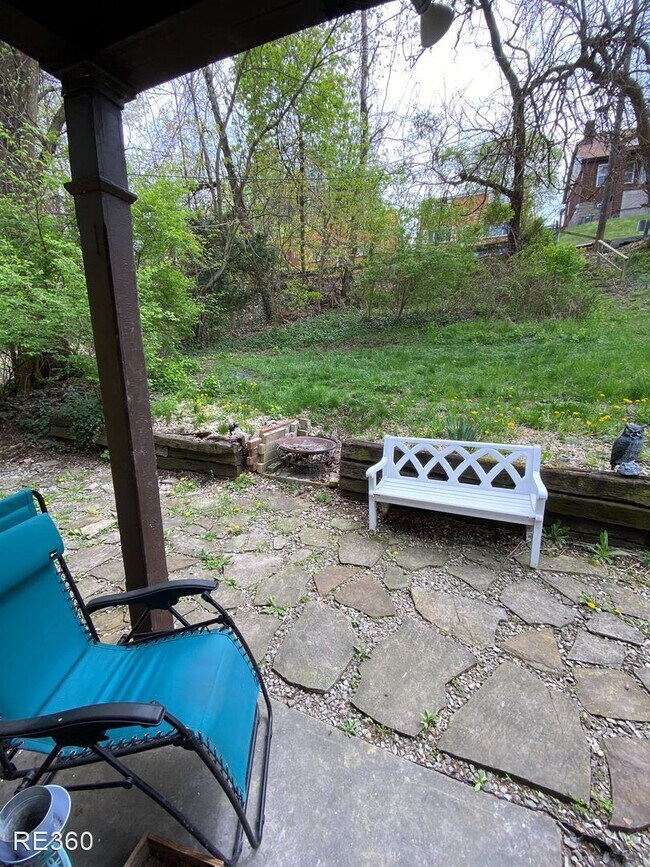 Foto del edificio - 2 br, 1 bath House - 2419 Woodward Ave Bro...