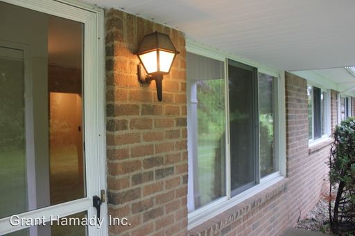 Building Photo - 1093 Normandy Terrace Dr