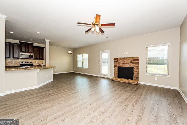 Building Photo - 1591 Pressley Ln