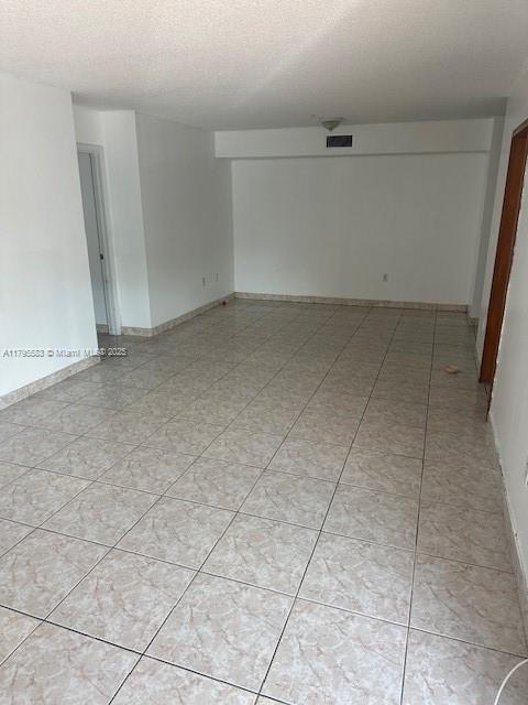Foto principal - 5800 SW 127th Ave