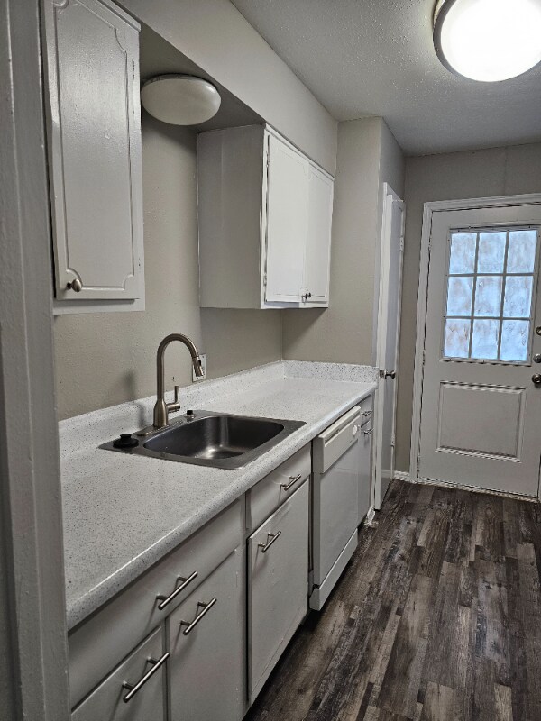 Building Photo - 2409 Ridgmar Plaza