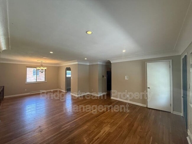 Foto del edificio - 2708 Ater Dr