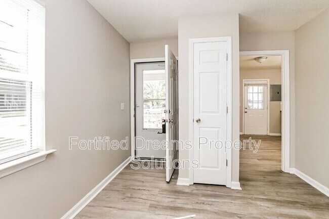 Foto del edificio - 3603 Calumet Pl