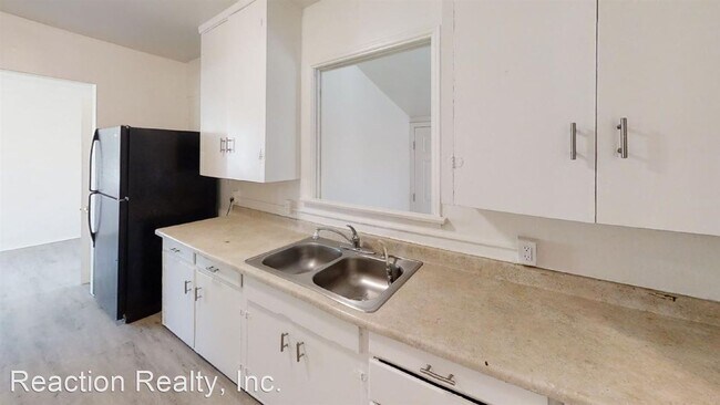 Building Photo - 314 N Alessandro St