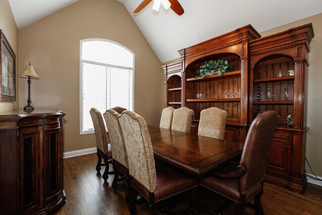 Foto del edificio - 16471 Harvest Ln