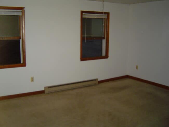Bedroom - 37 Main St